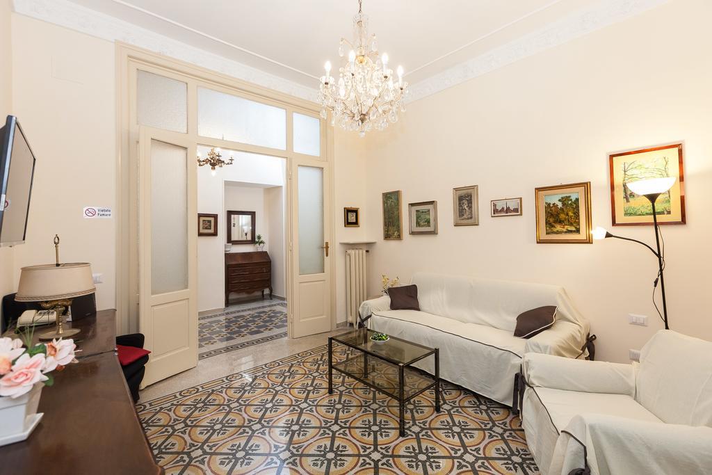Betty Holiday Valadier Roma Exterior foto